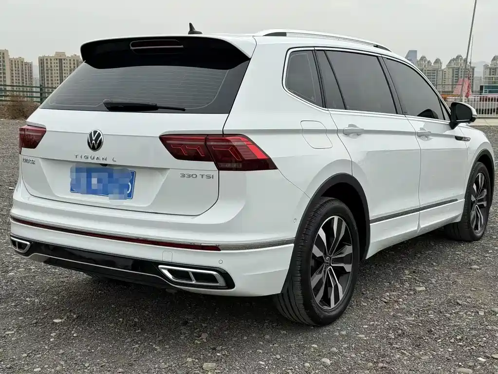 Volkswagen Tiguan L 2024 — фото 5