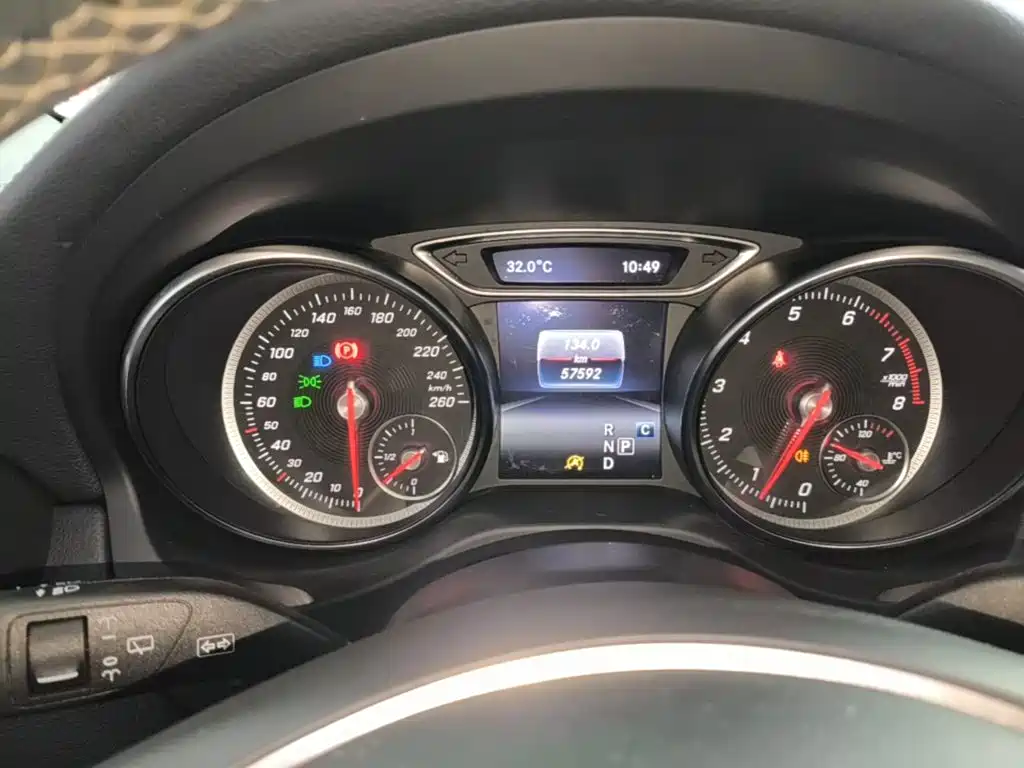 Mercedes-Benz GLA 2018 — фото 12