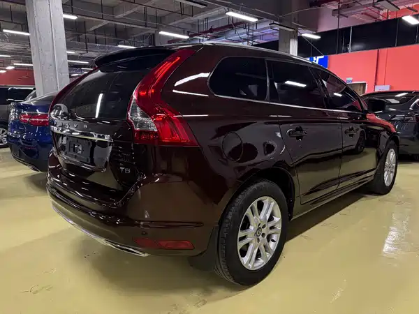 Volvo XC60 2015