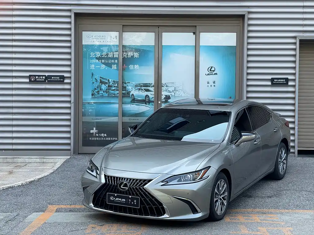 Lexus ES 2024 — фото 13