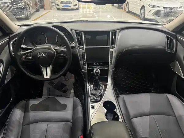Infiniti Q50L 2018