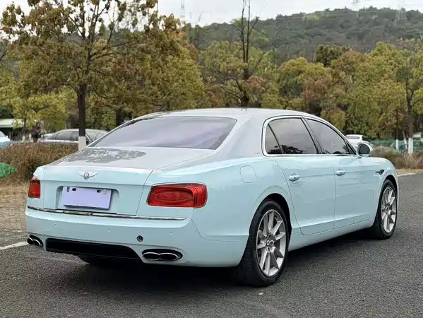 Bentley Flying Spur 2017