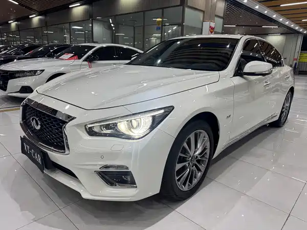 Infiniti Q50L 2018