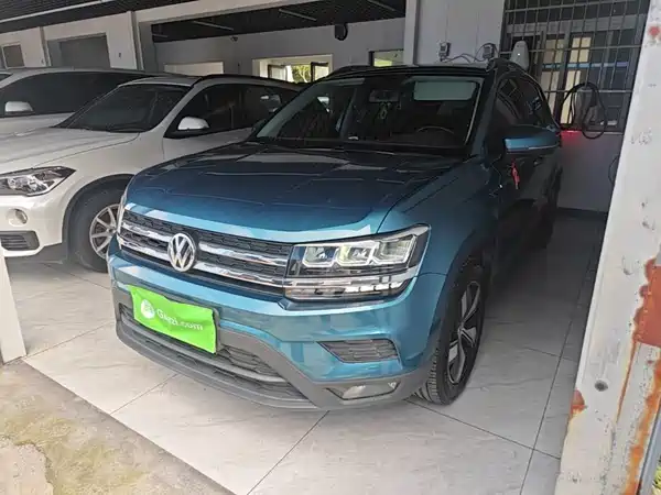 Volkswagen Tharu 2020