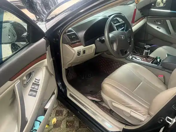 Toyota Camry 2015