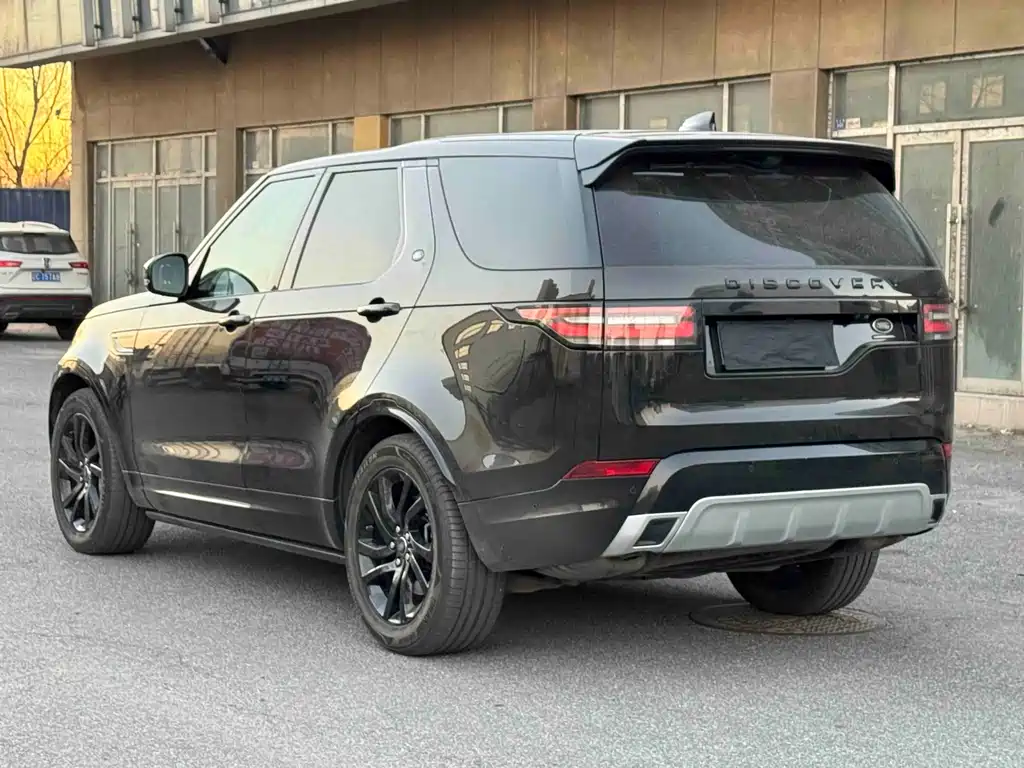 Land Rover Discovery 2019 — фото 4