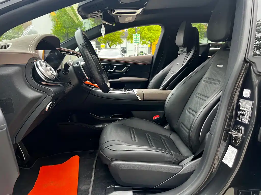 Mercedes-Benz EQS AMG 2023 — фото 12