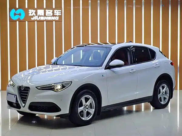 Alfa Romeo Stelvio 2019