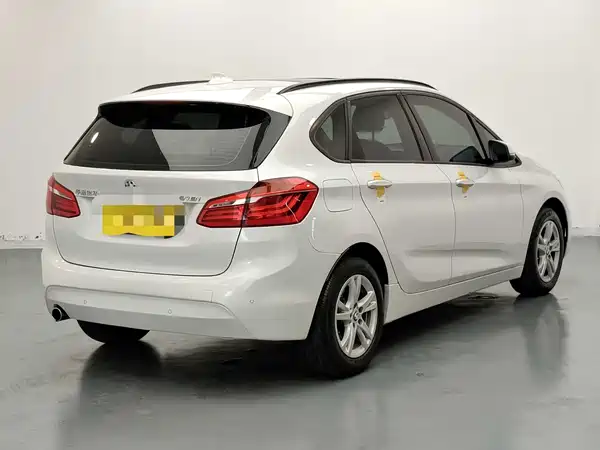 BMW 2 Series Station Wagon 2017