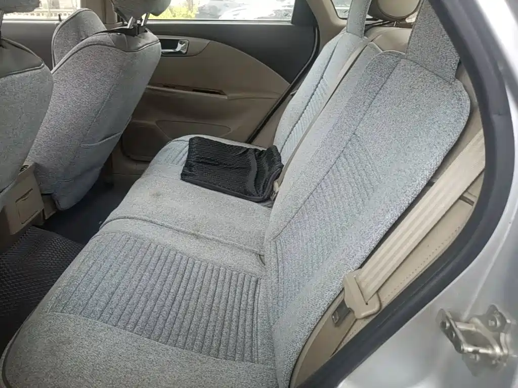 Buick Excelle 2015 — фото 24