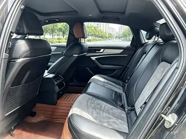 Audi A6L 2020