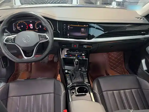 Volkswagen Passat 2023