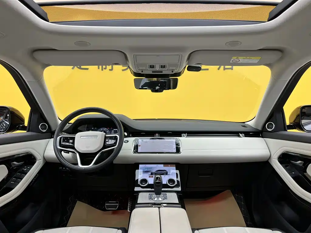 Land Rover Range Rover Evoque 2024 — фото 39