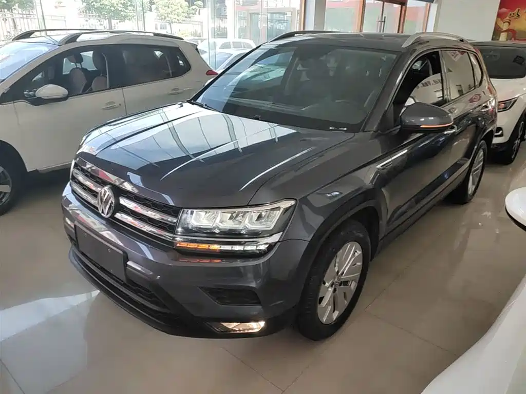 Volkswagen Tharu 2019 — фото 1
