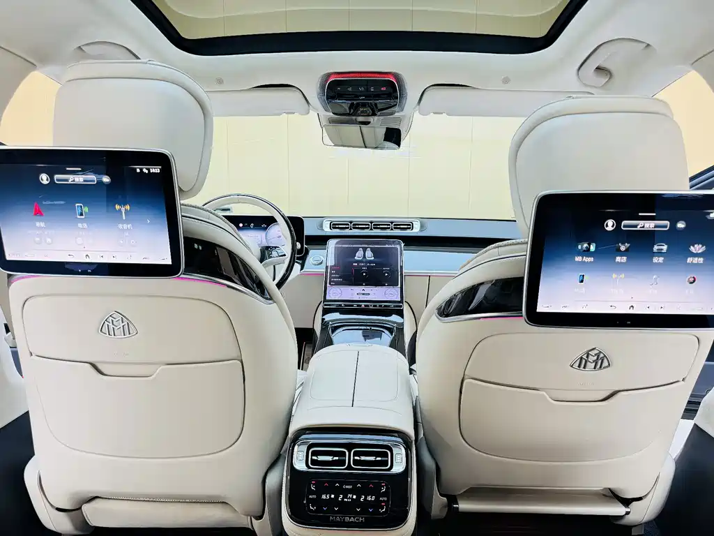 Mercedes-Benz S-Class 2024 — фото 12