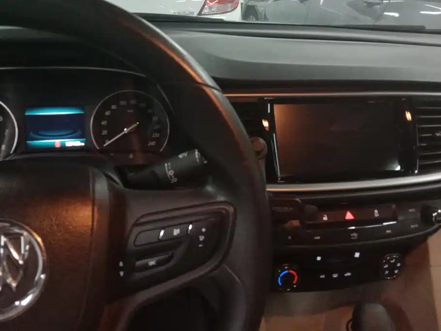 Buick Excelle GT 2016 — фото 13