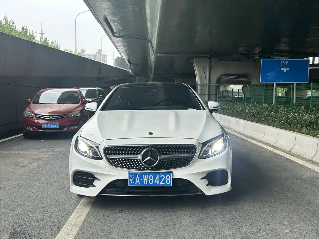 Mercedes-Benz E-Class 2017 — фото 3