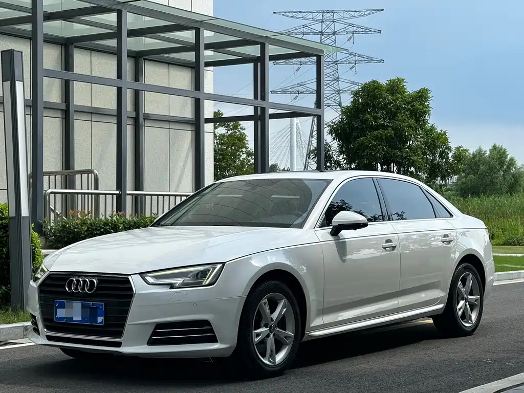 Audi A4L 2017