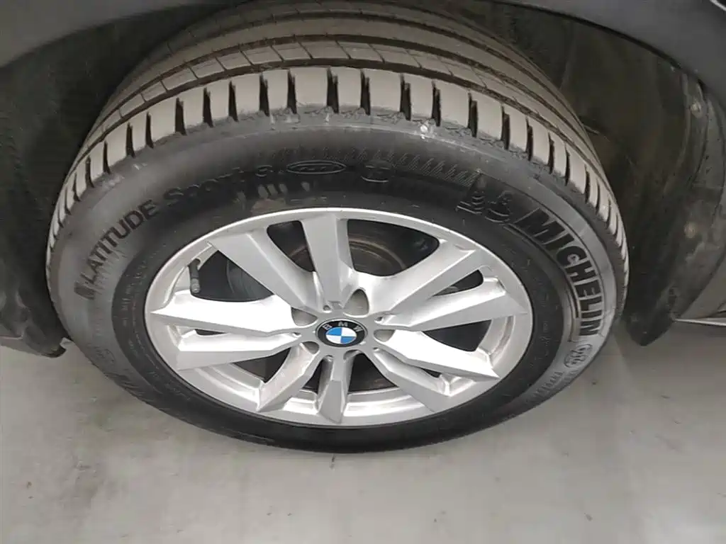 BMW X5 2015 — фото 23