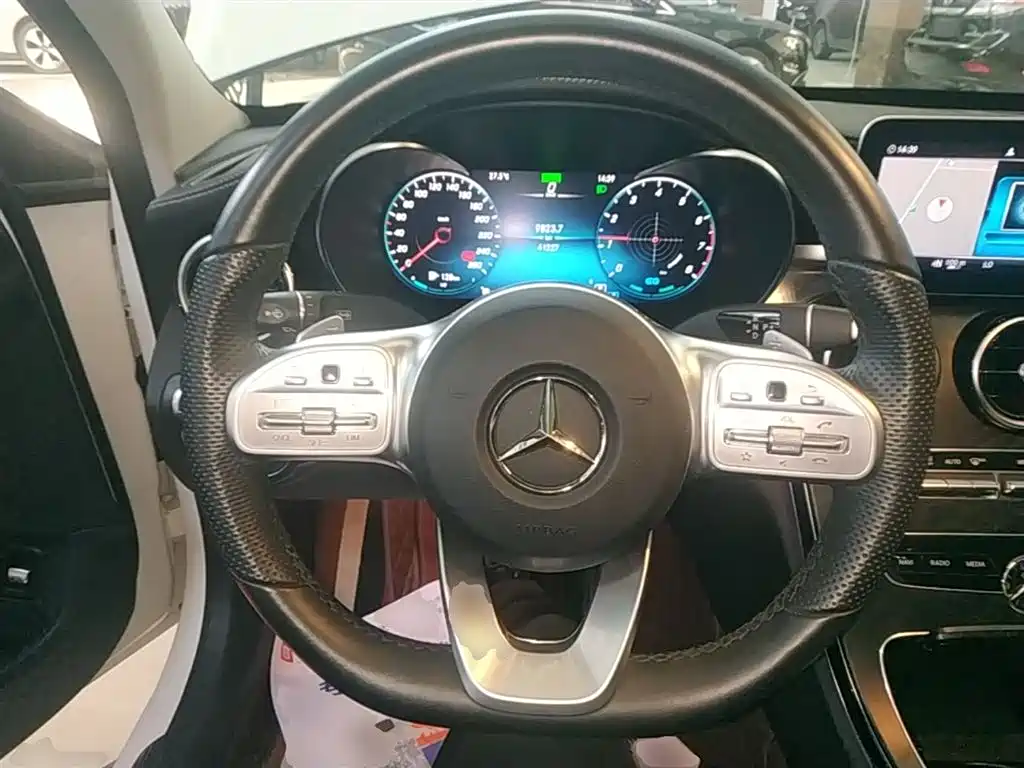 Mercedes-Benz C-Class 2021 — фото 11