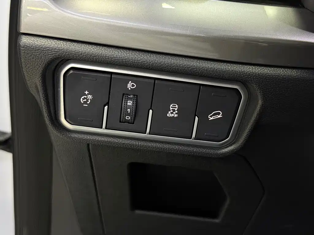 Haval H6 2021 — фото 17