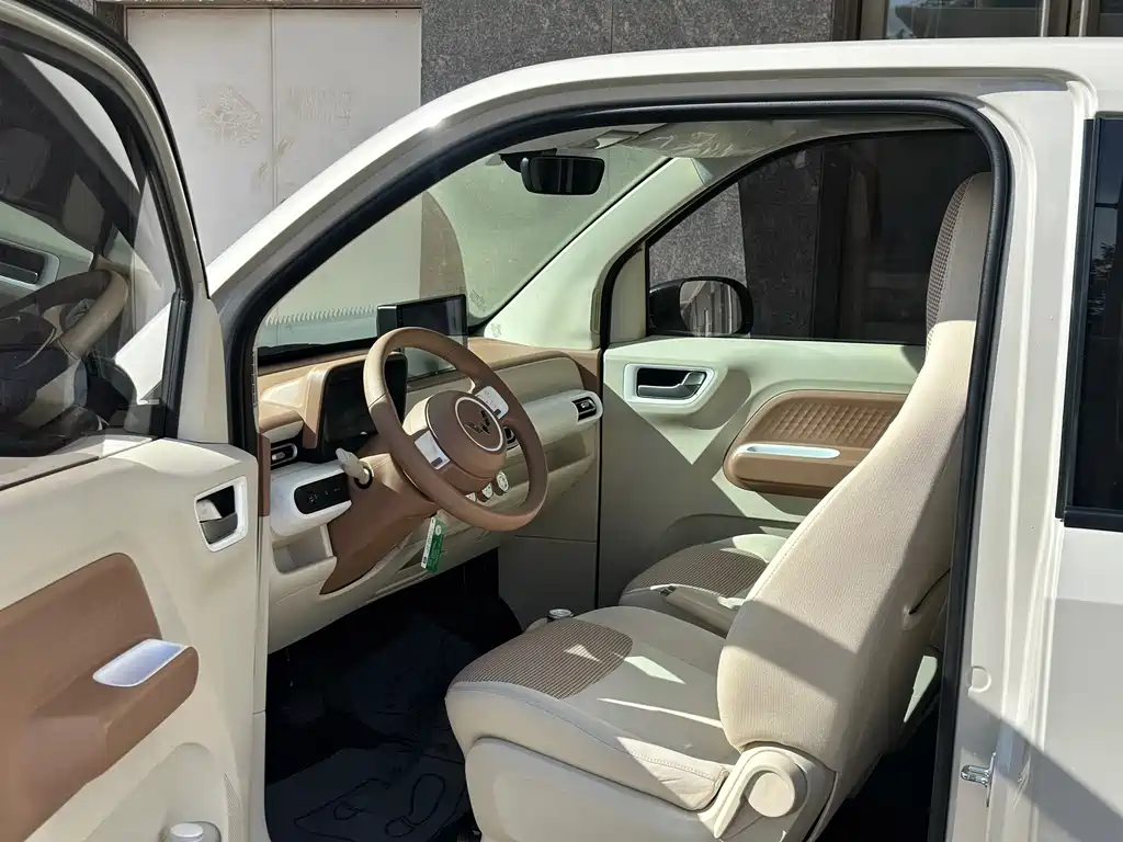 Wuling Hongguang MINIEV 2024