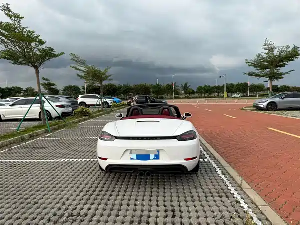 Porsche 718 2022