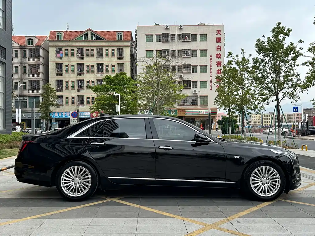 Cadillac CT6 2019 — фото 4