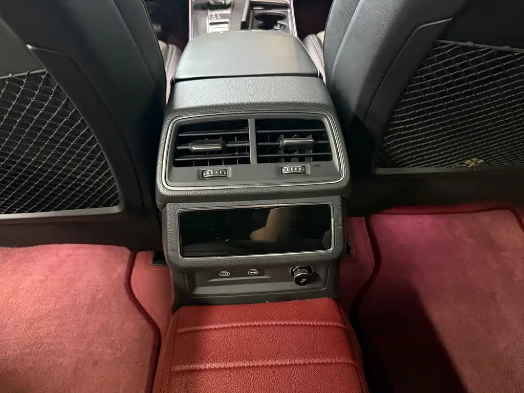 Audi A6L 2024