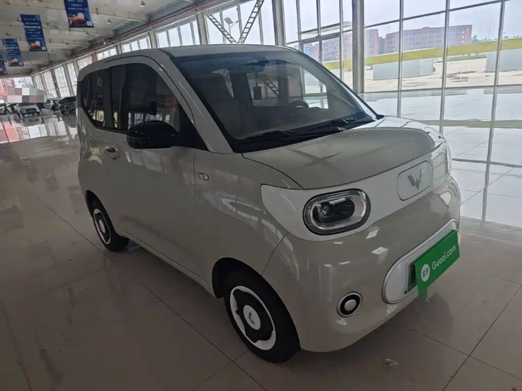 Wuling Hongguang MINIEV 2025