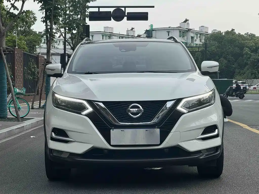 Nissan Qashqai 2022 — фото 2