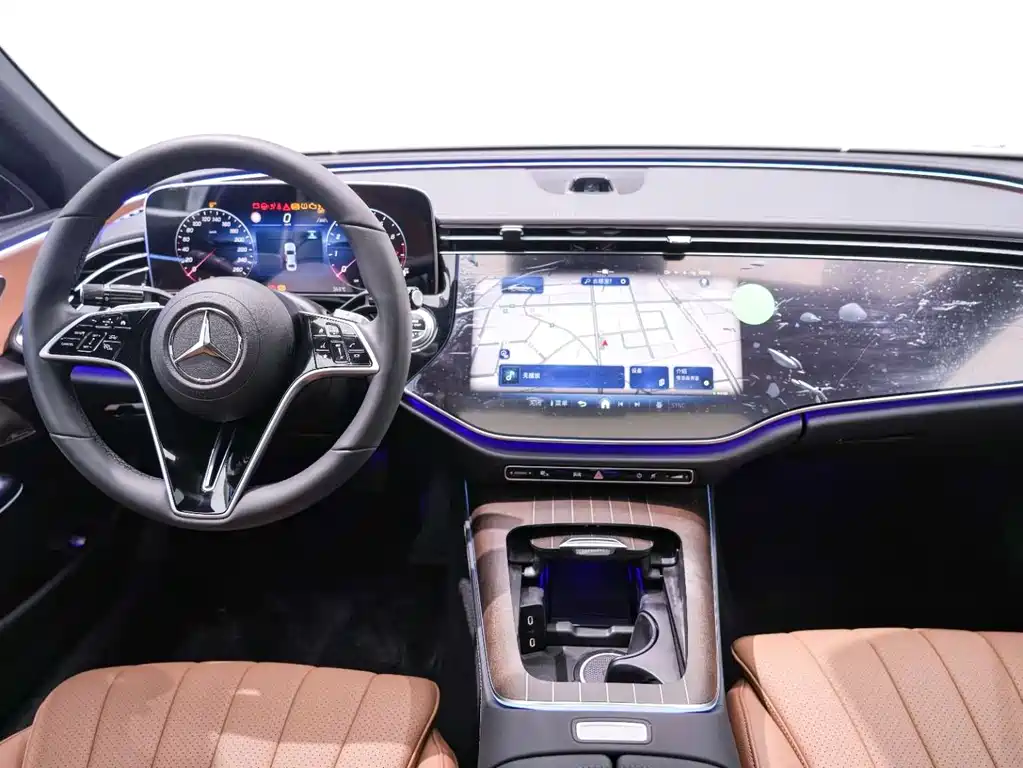 Mercedes-Benz E-Class 2024 — фото 21