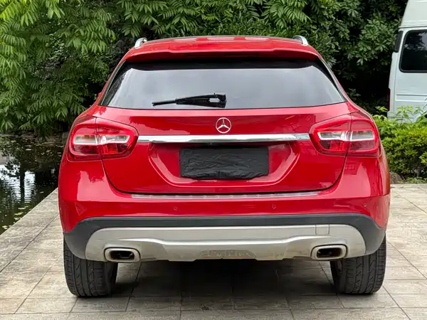 Mercedes-Benz GLA 2015