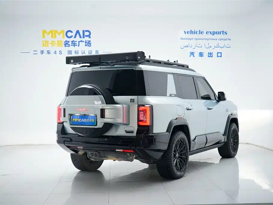 Fang Cheng Bao Leopard 8 2025
