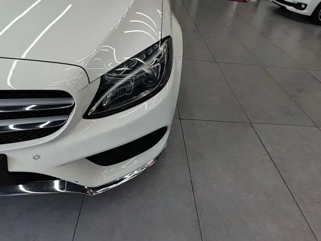 Mercedes-Benz C-Class 2018 — фото 24