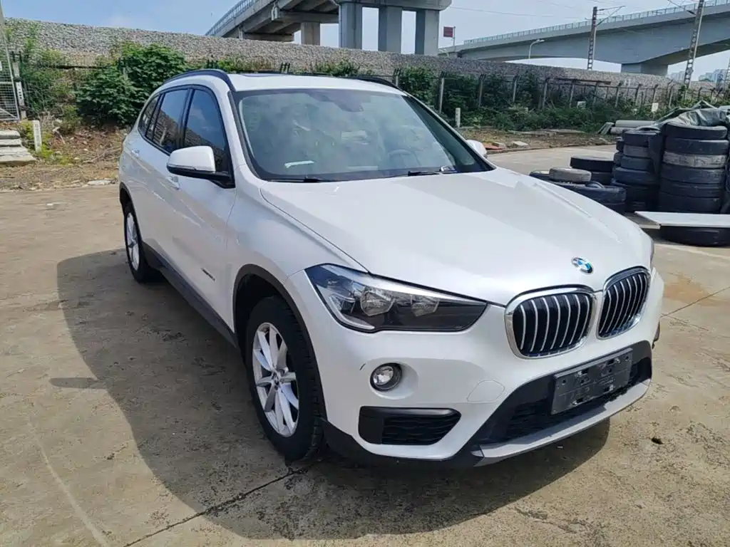 BMW X1 2016 — фото 22