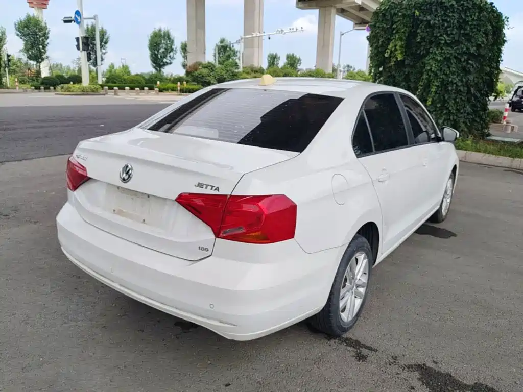 Volkswagen Jetta 2019