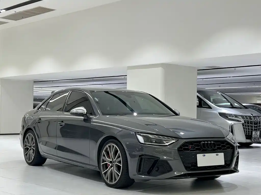 Audi S4 2024
