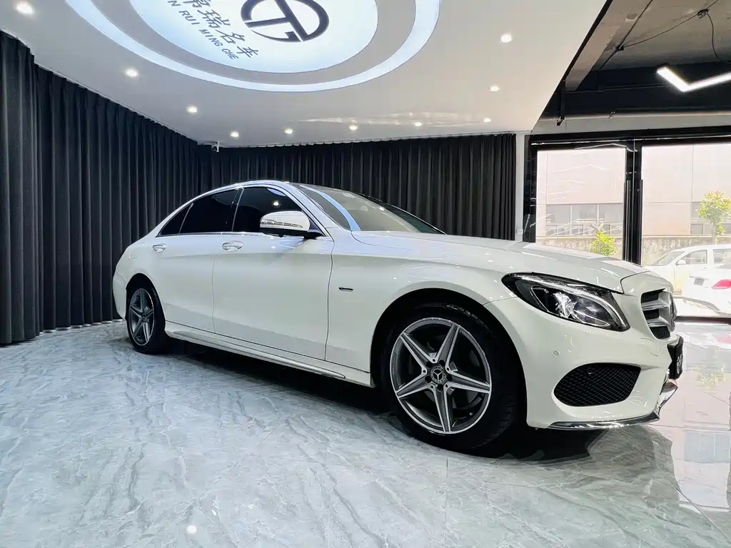 Mercedes-Benz C-Class 2018 — фото 8
