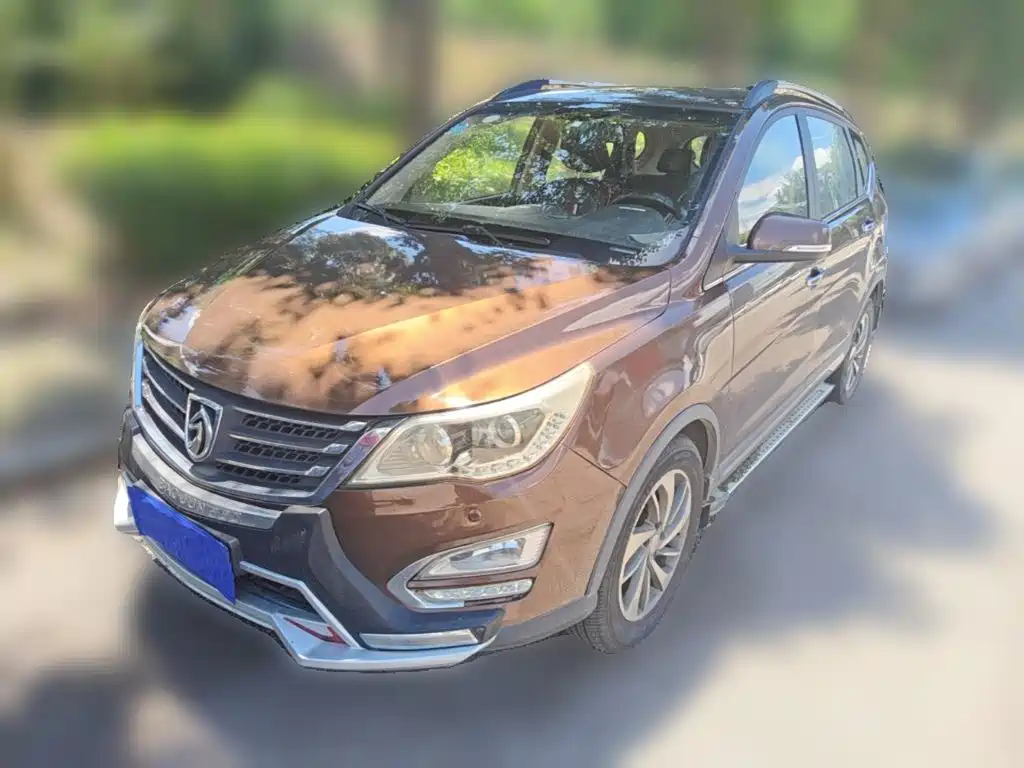Baojun 560 2015