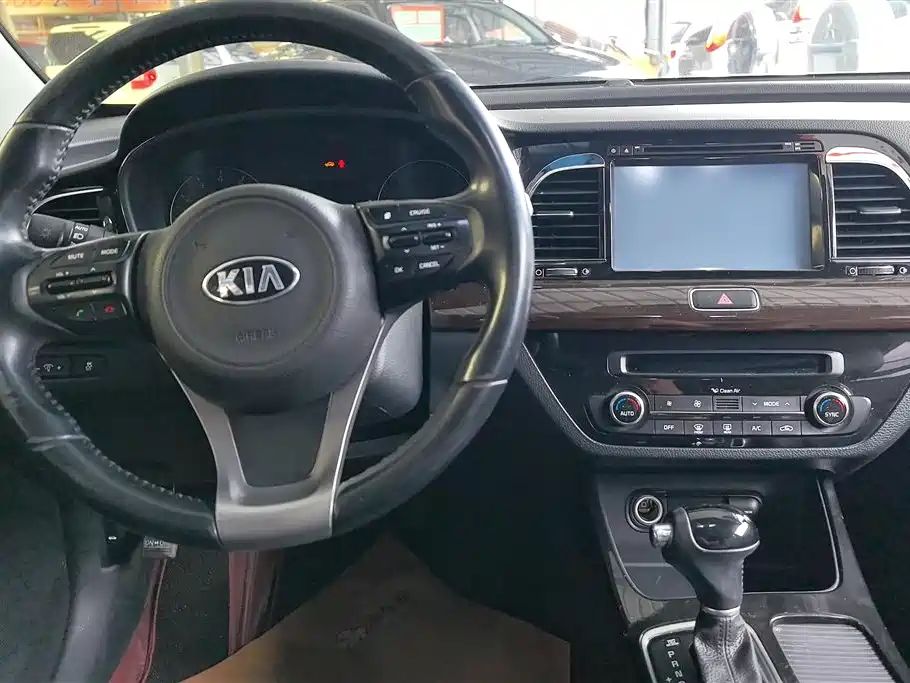 Kia K4 2016 — фото 12