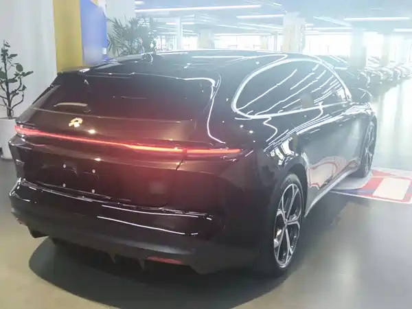 NIO ET5T 2025