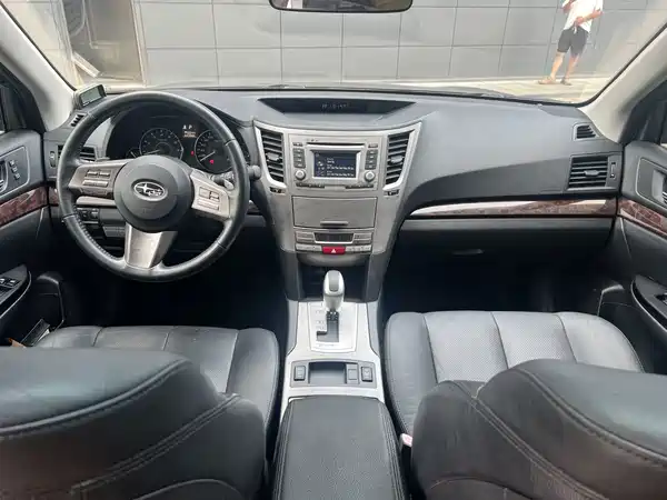 Subaru Outback 2012