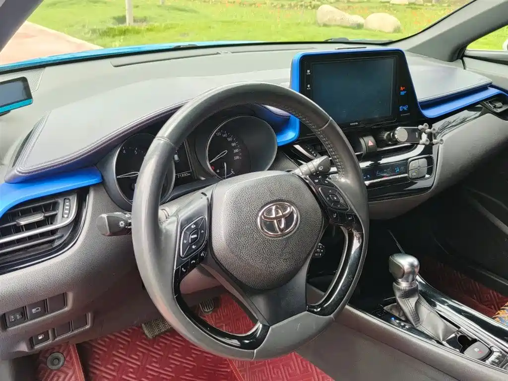 Toyota IZOA 2018 — фото 8