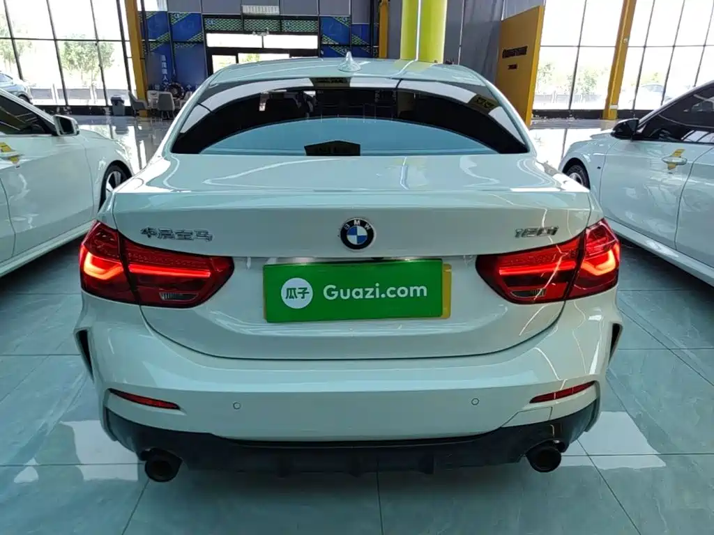 BMW 1 Series 2022