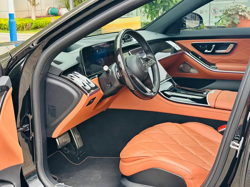 Mercedes-Benz Maybach S-Class 2023 — фото 9