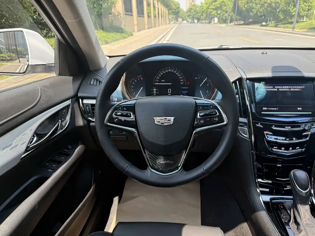 Cadillac ATS-L 2018 — фото 13