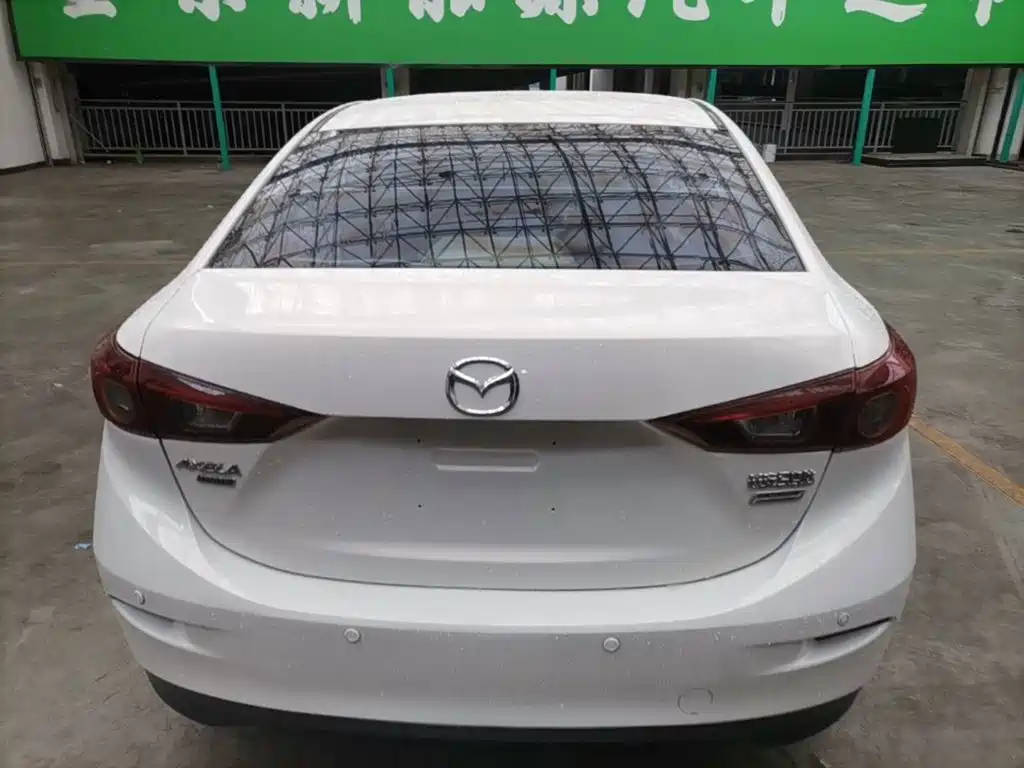 Mazda 3 Axela 2015 — фото 6