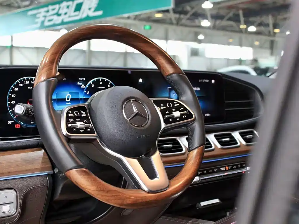 Mercedes-Benz GLS 2021 — фото 3