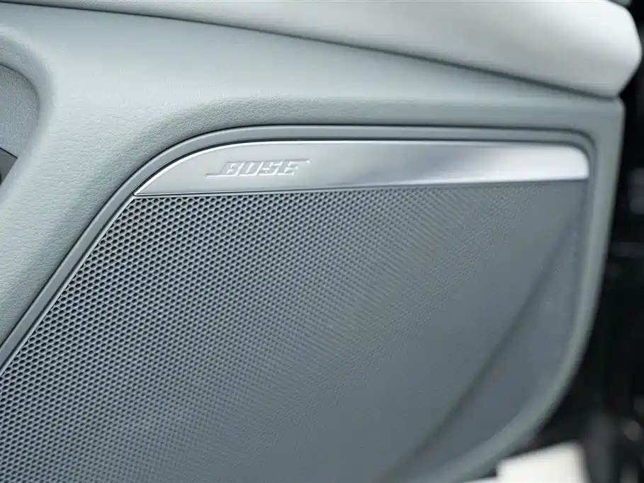 Audi A6L 2014 — фото 10